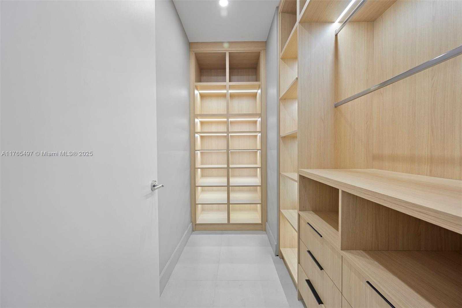 Small Image of 17475 COLLINS AVE #2701, Sunny Isles Beach Number 29