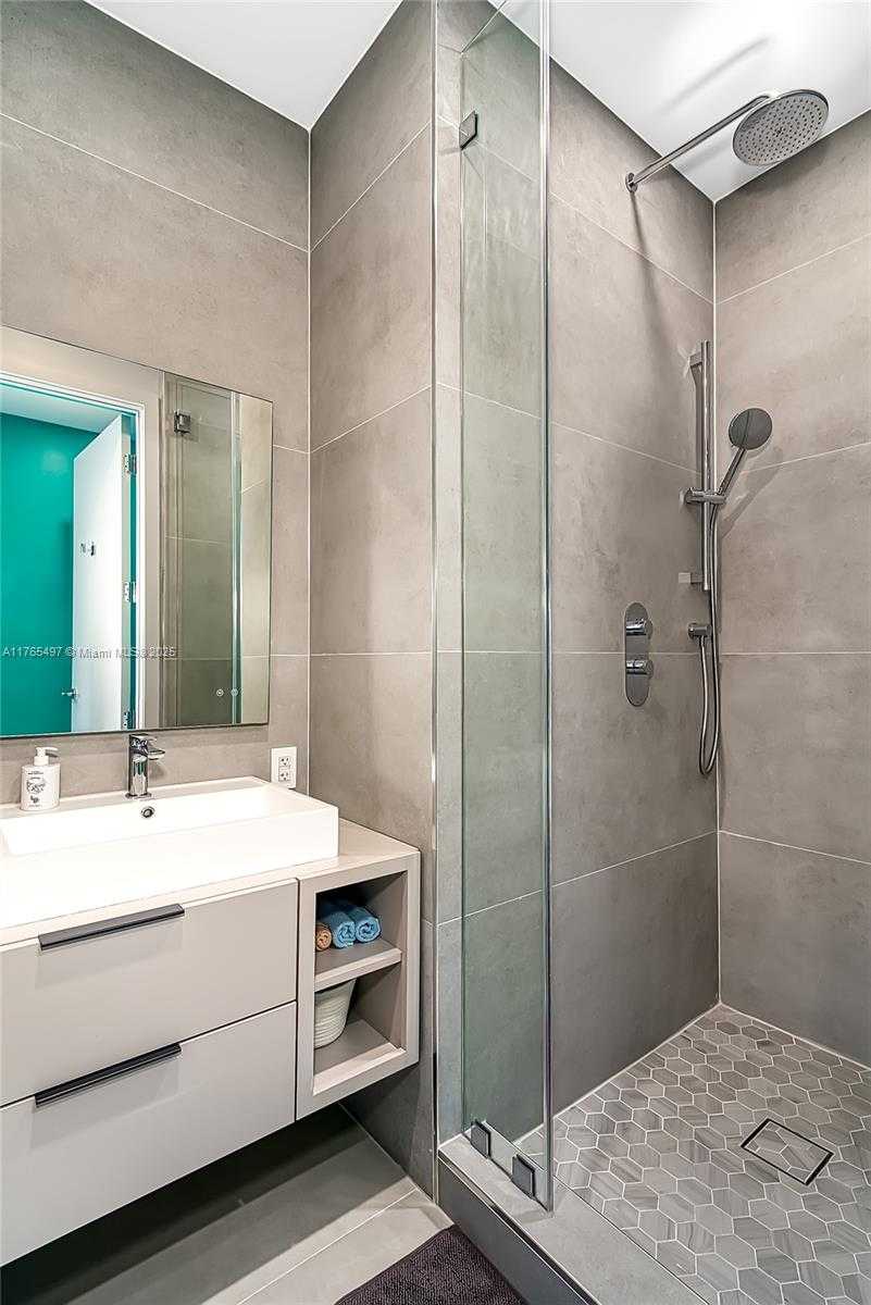 Small Image of 17475 COLLINS AVE #2701, Sunny Isles Beach Number 31