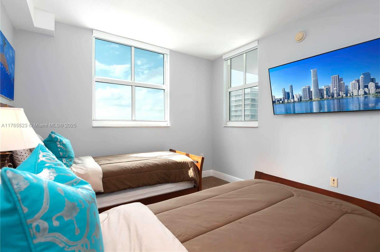 Small Image of 1250 SOUTH MIAMI AVE #3205, Miami Number 15
