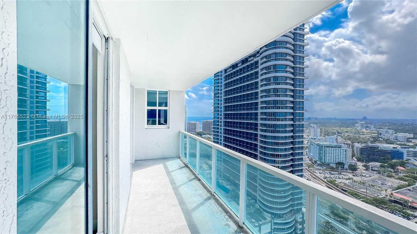Small Image of 1250 SOUTH MIAMI AVE #3205, Miami Number 2