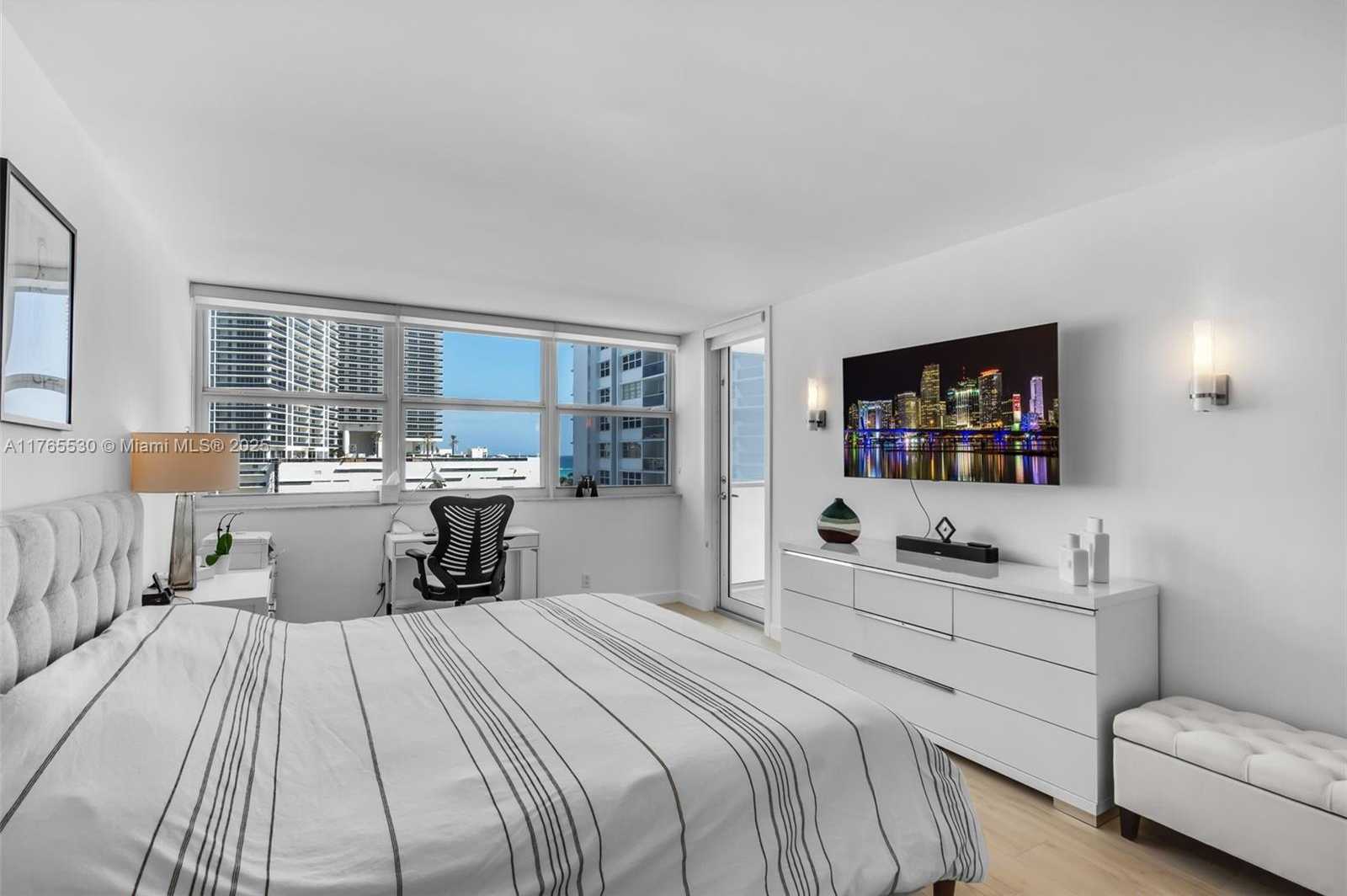 Small Image of 1904 SOUTH OCEAN DR #801, Hallandale Beach Number 10