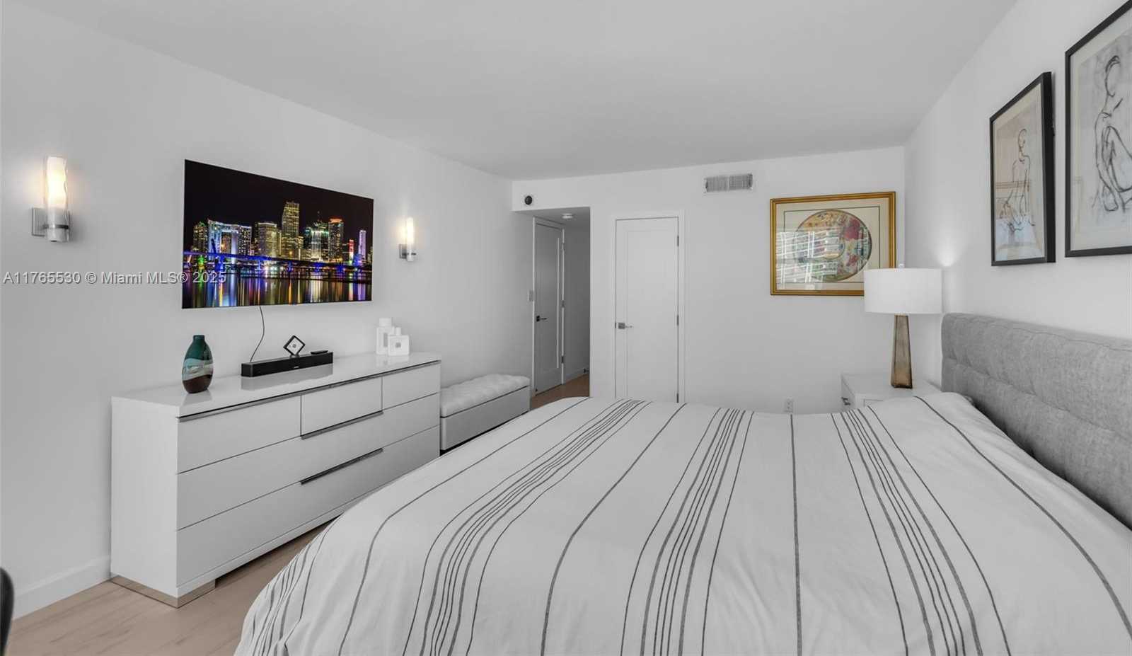 Small Image of 1904 SOUTH OCEAN DR #801, Hallandale Beach Number 11