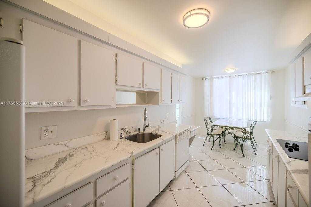 Small Image of 2751 SOUTH OCEAN DR #208S, Hollywood Number 10