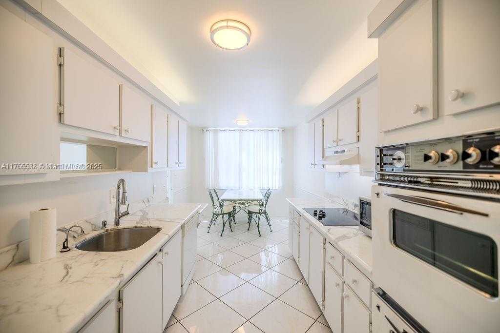 Small Image of 2751 SOUTH OCEAN DR #208S, Hollywood Number 11