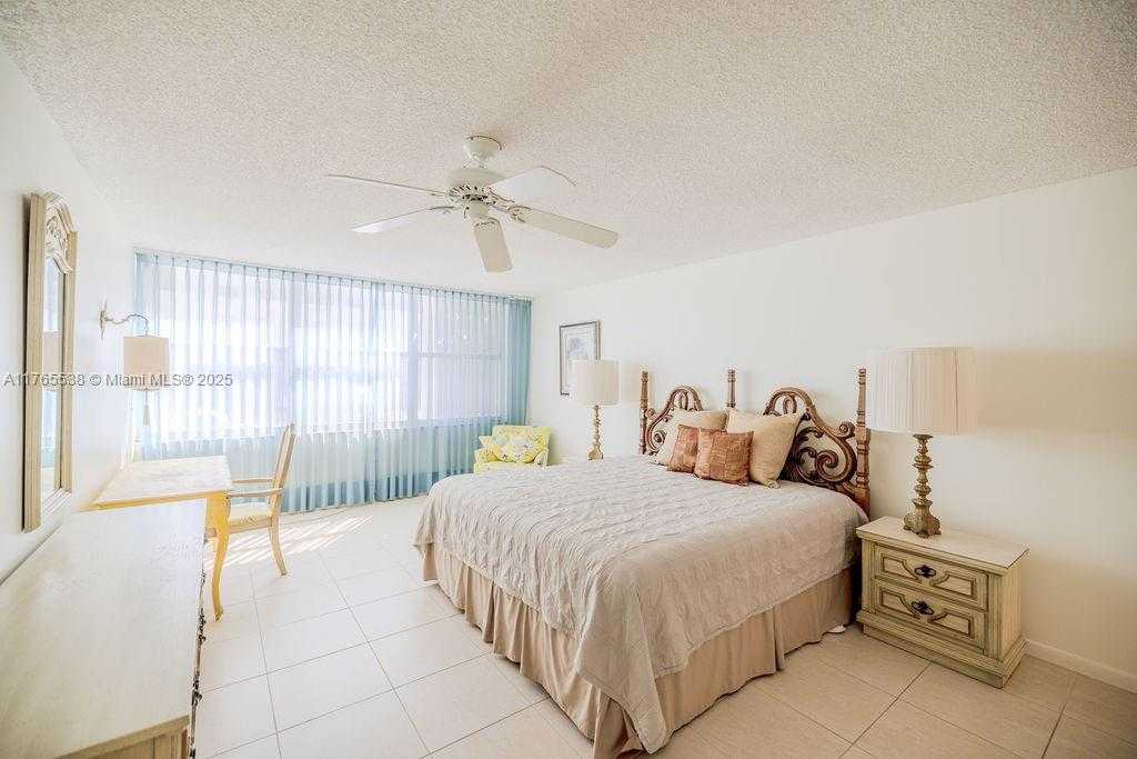 Small Image of 2751 SOUTH OCEAN DR #208S, Hollywood Number 18