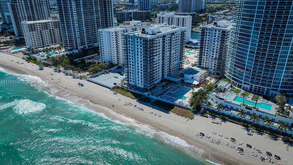 Small Image of 2751 SOUTH OCEAN DR #208S, Hollywood Number 3