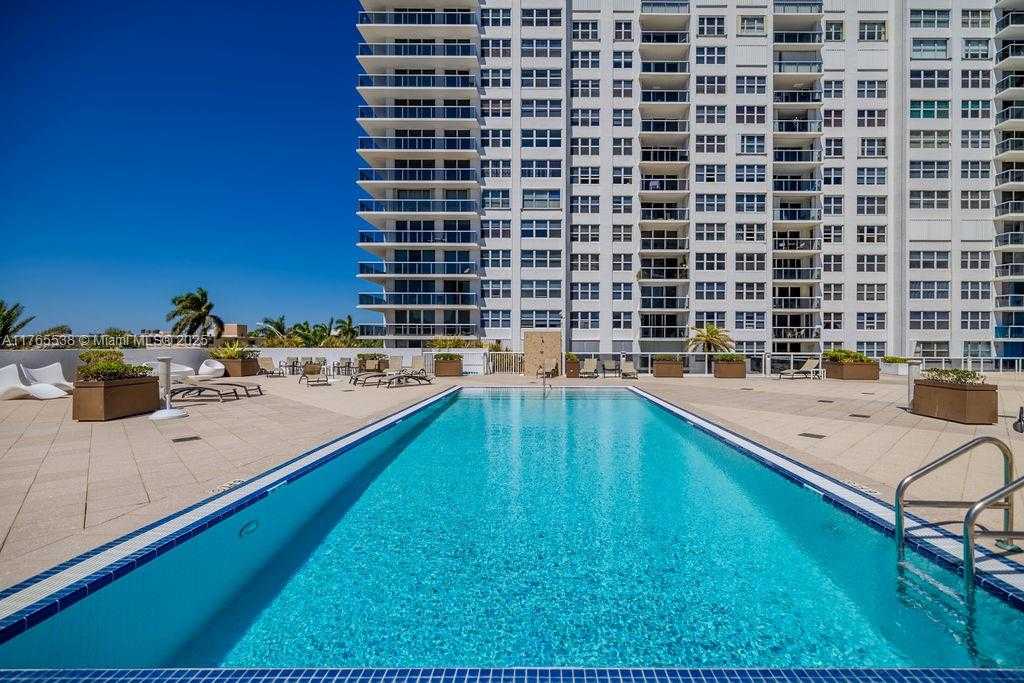 Small Image of 2751 SOUTH OCEAN DR #208S, Hollywood Number 37