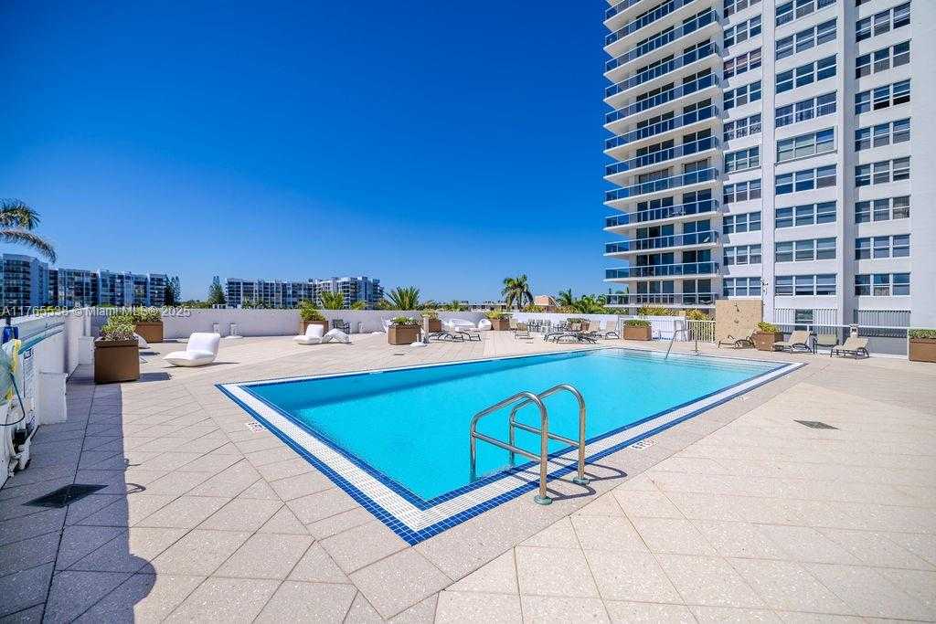 Small Image of 2751 SOUTH OCEAN DR #208S, Hollywood Number 38
