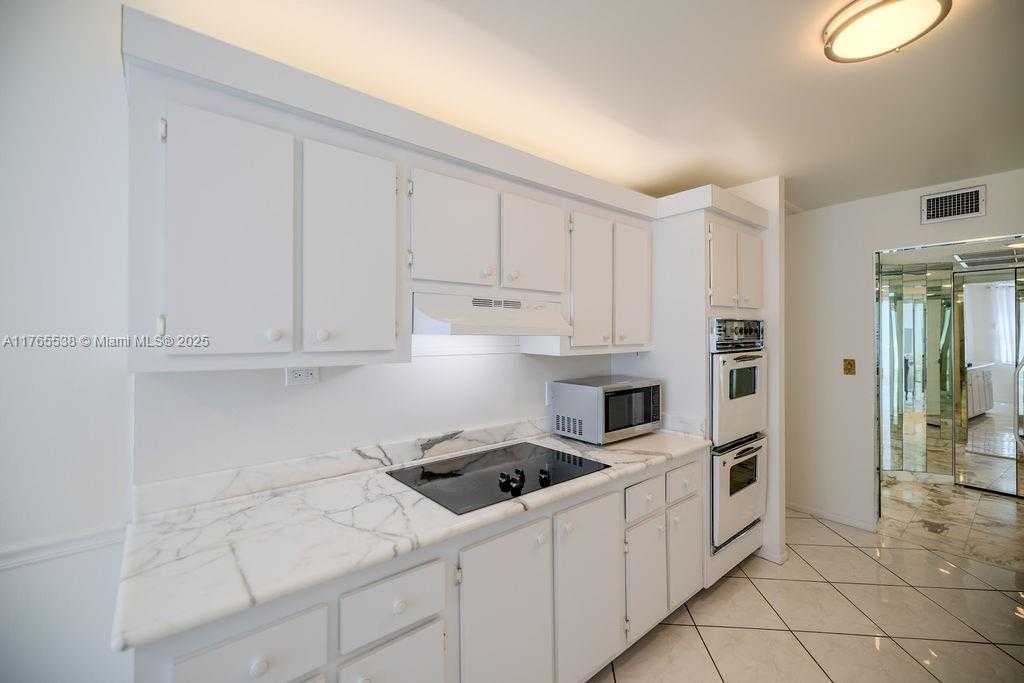 Small Image of 2751 SOUTH OCEAN DR #208S, Hollywood Number 8