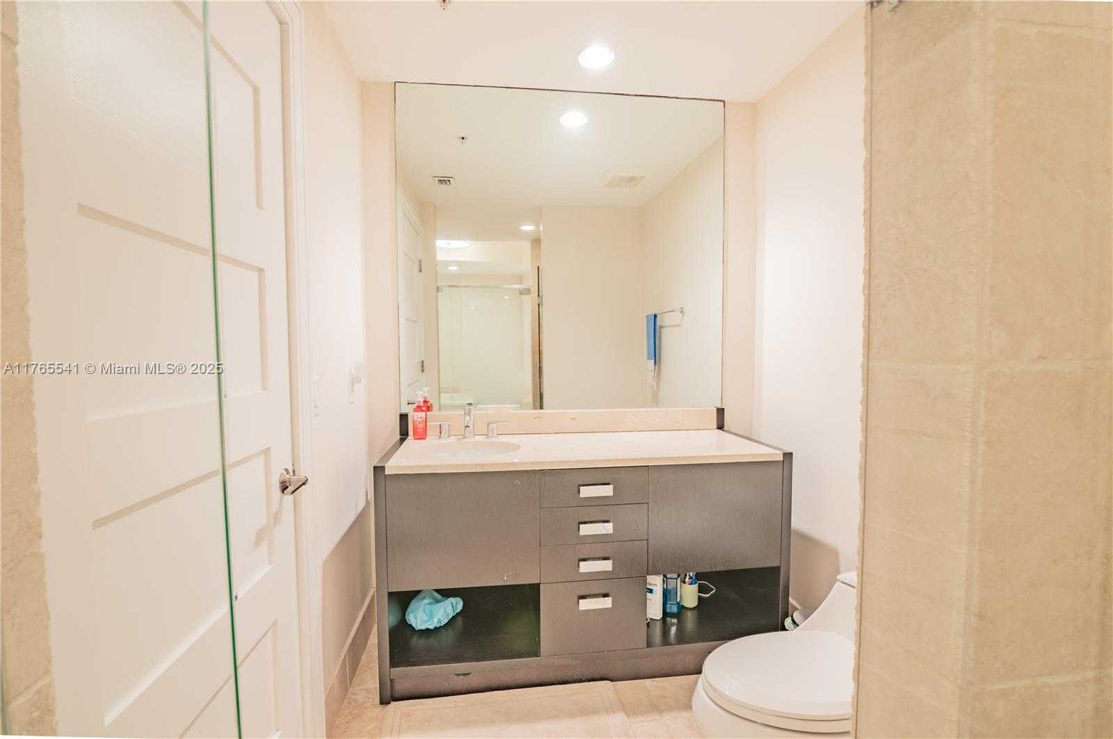 Small Image of 18201 COLLINS AVE #506, Sunny Isles Beach Number 25