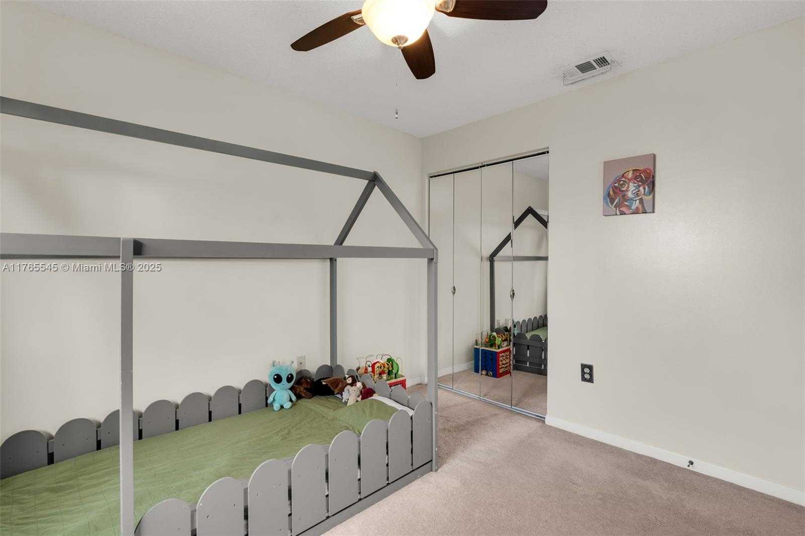 Small Image of 1652 N 14th Terrace, Hollywood, FL 33020, USA Number 28