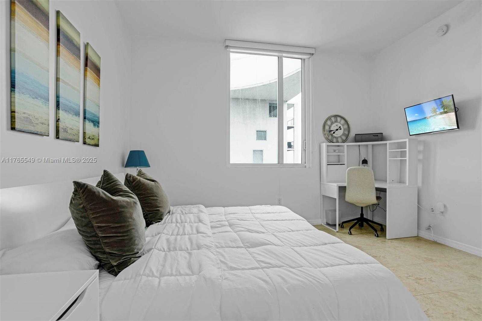 Small Image of 55 SOUTH EAST 6TH ST #4110, Miami Number 15