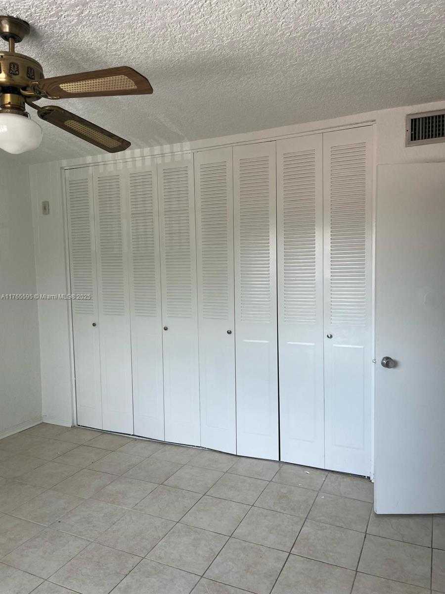 Small Image of 2225 POLK ST #6B, Hollywood Number 14