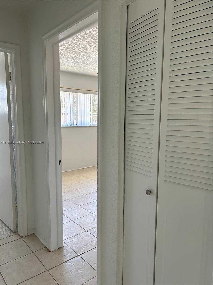 Small Image of 2225 POLK ST #6B, Hollywood Number 17