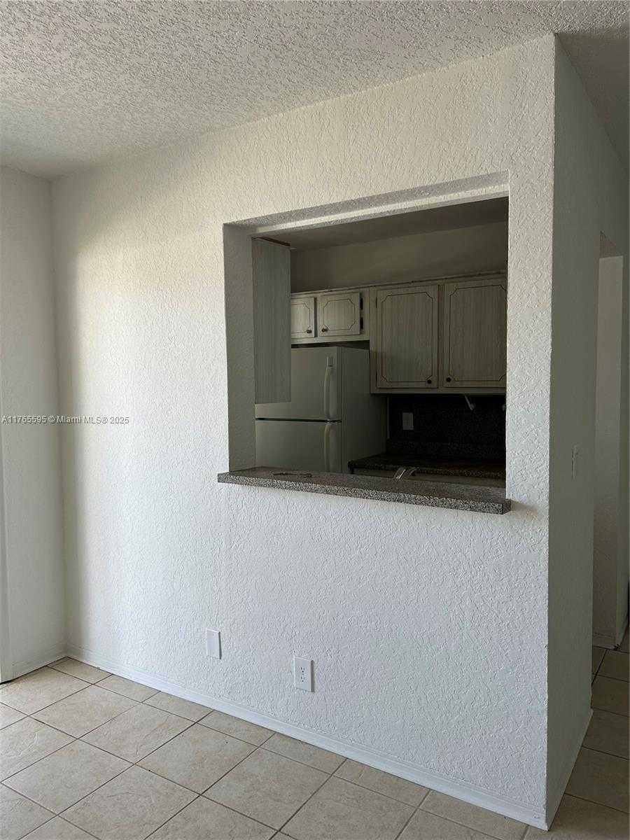 Small Image of 2225 POLK ST #6B, Hollywood Number 26