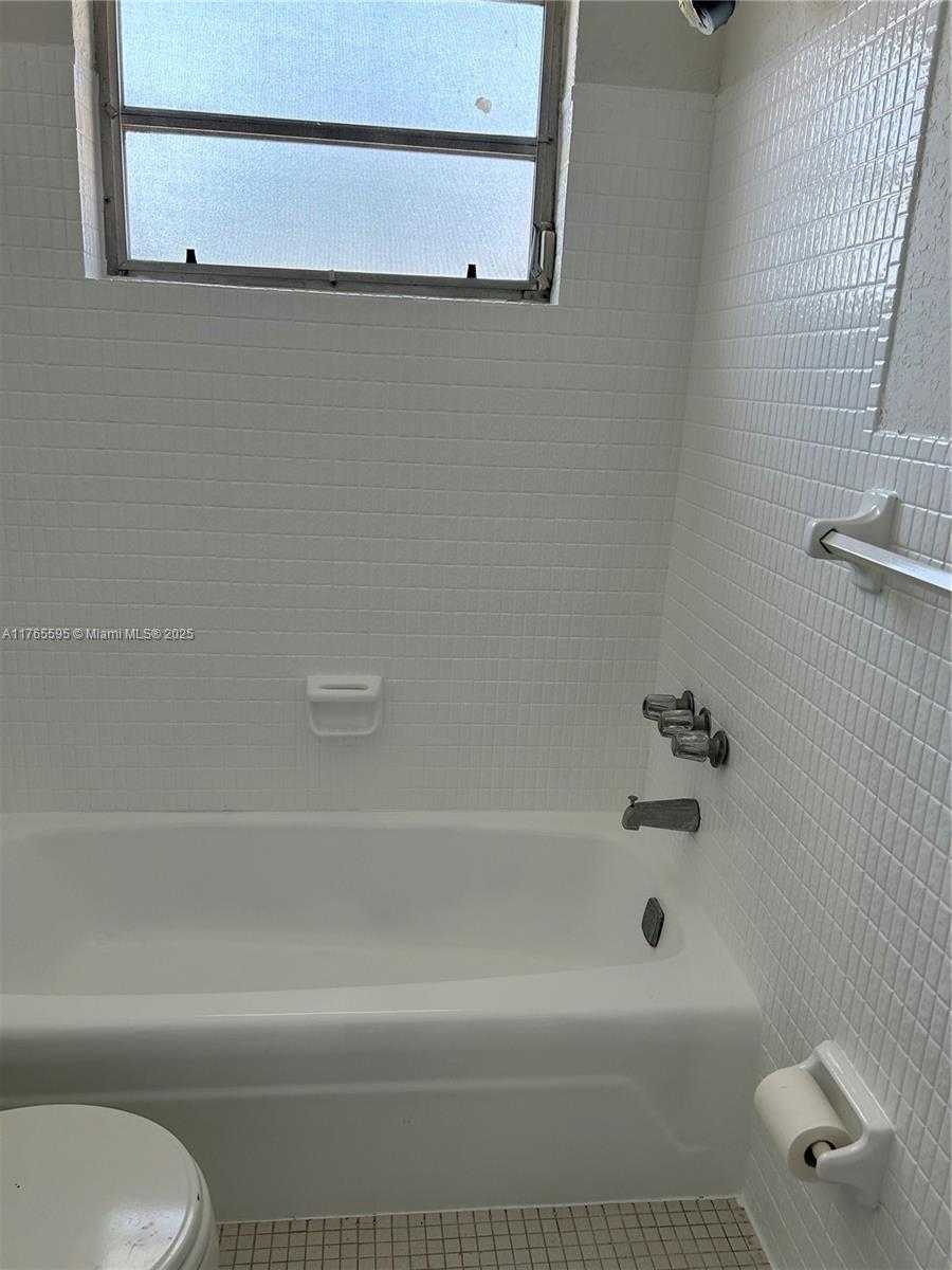 Small Image of 2225 POLK ST #6B, Hollywood Number 28