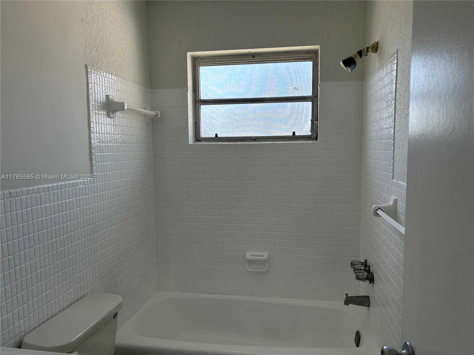Small Image of 2225 POLK ST #6B, Hollywood Number 30