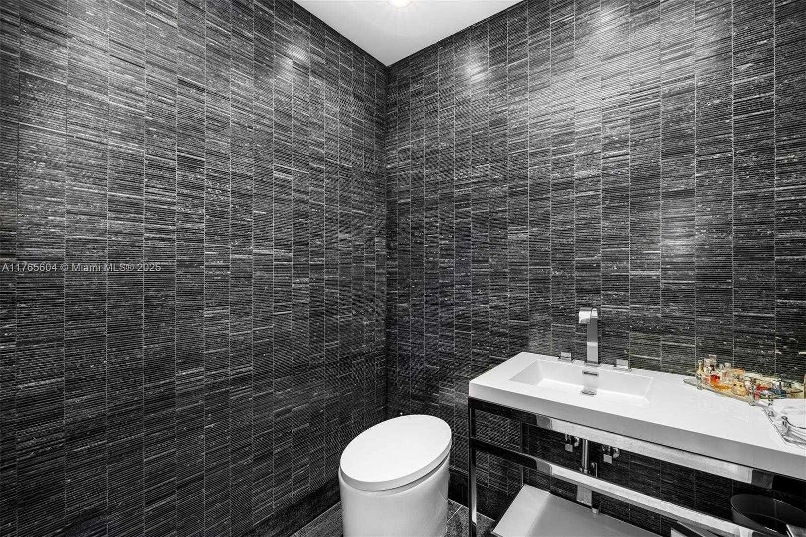 Small Image of 18101 COLLINS AVE #3604, Sunny Isles Beach Number 23