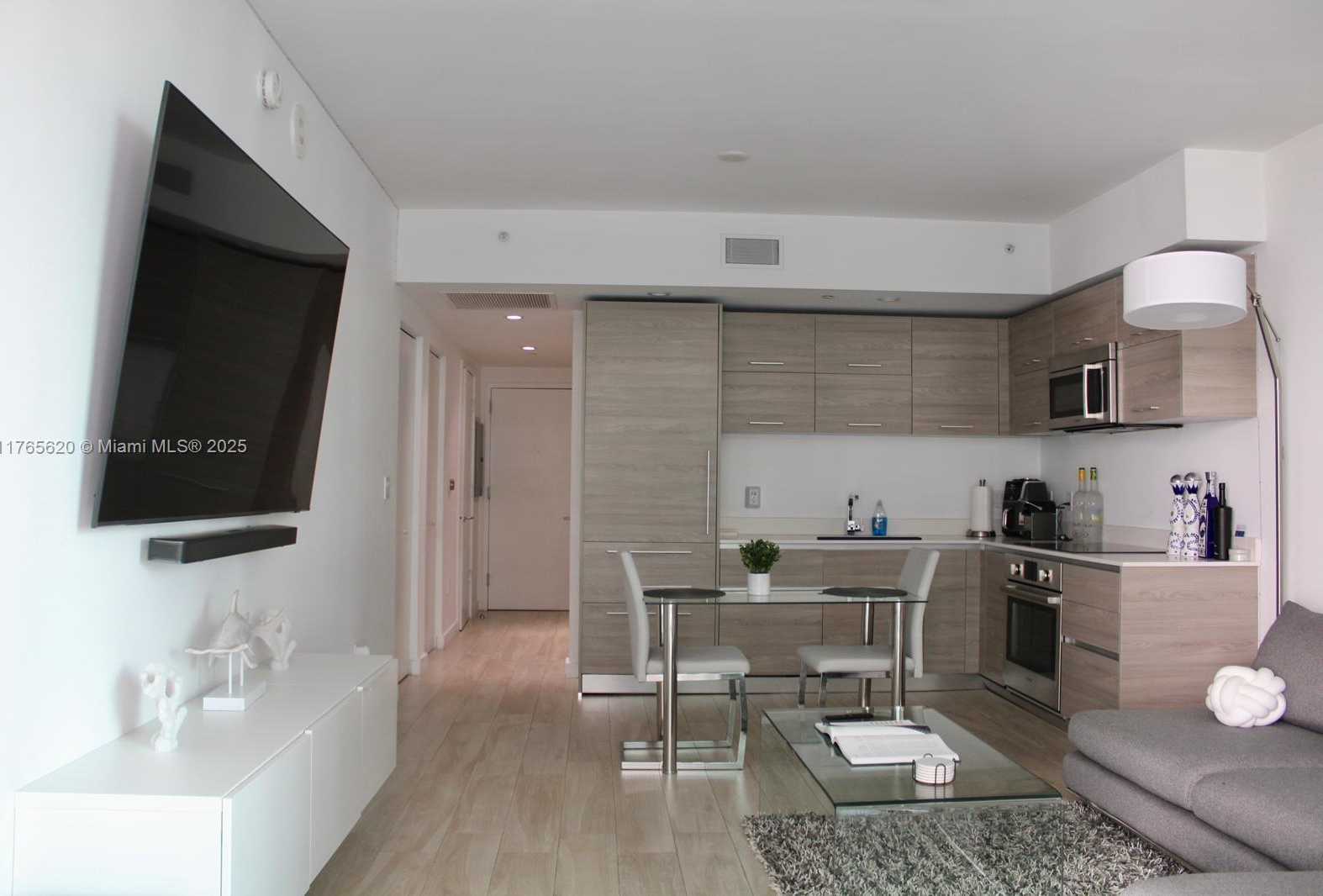 Small Image of 1300 SOUTH MIAMI AVE #3108, Miami Number 9