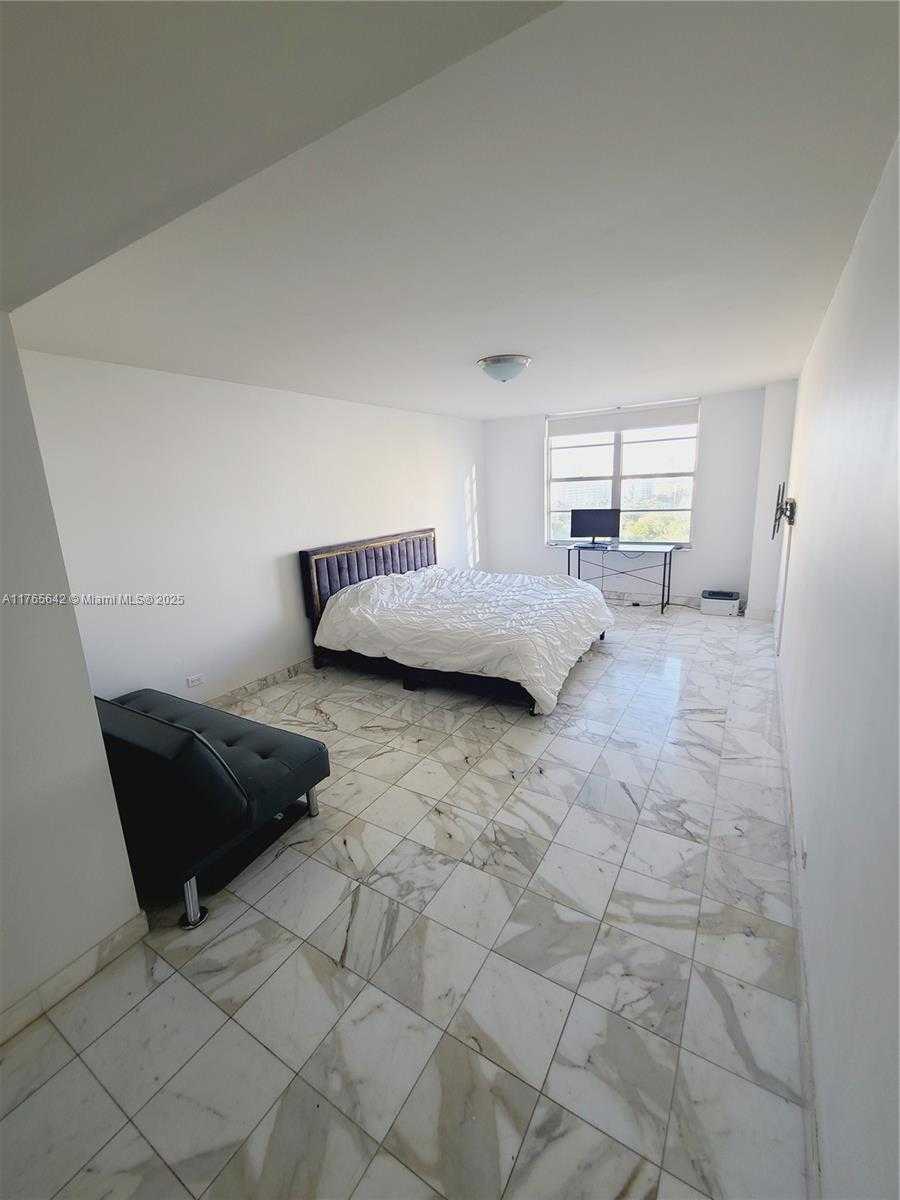 Small Image of 230 174TH ST #1404, Sunny Isles Beach Number 17