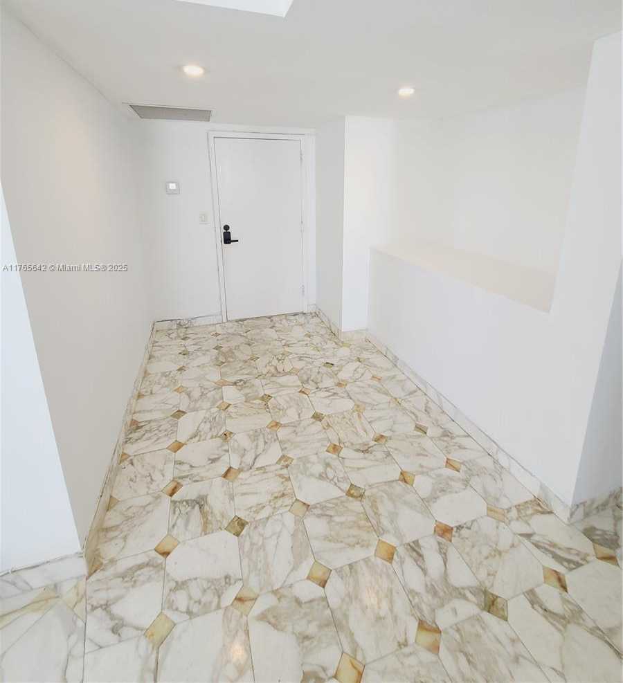 Small Image of 230 174TH ST #1404, Sunny Isles Beach Number 7