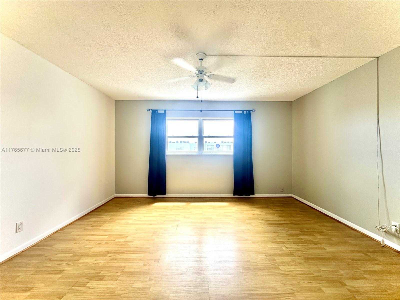 Small Image of 320 NORTH EAST 12 AVENUE #703, Hallandale Beach Number 15