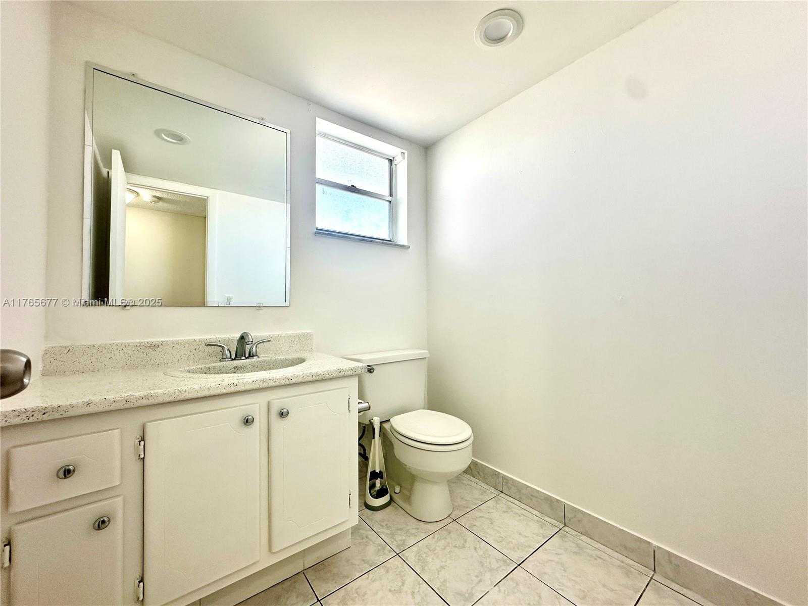 Small Image of 320 NORTH EAST 12 AVENUE #703, Hallandale Beach Number 25