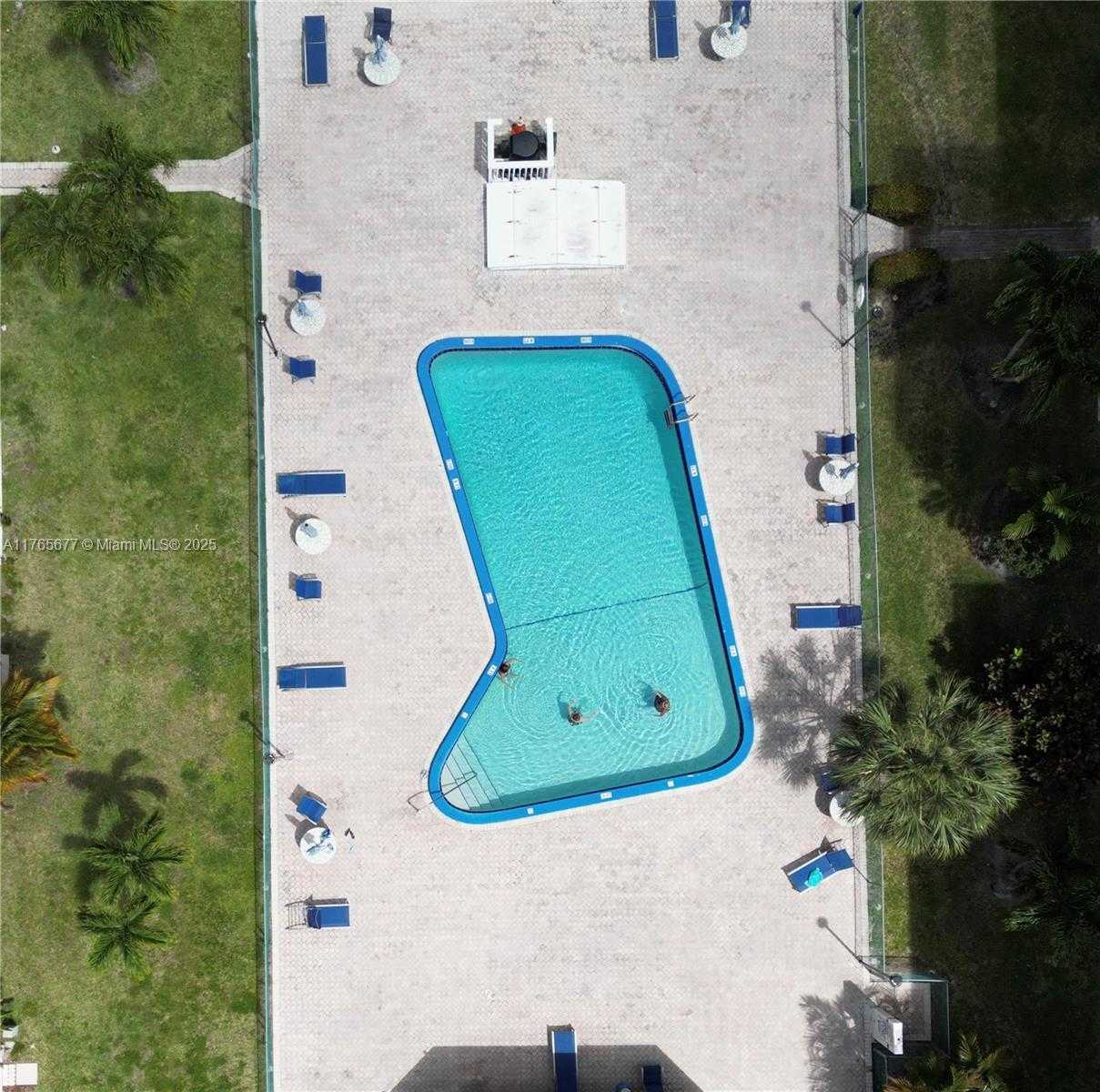 Small Image of 320 NORTH EAST 12 AVENUE #703, Hallandale Beach Number 6
