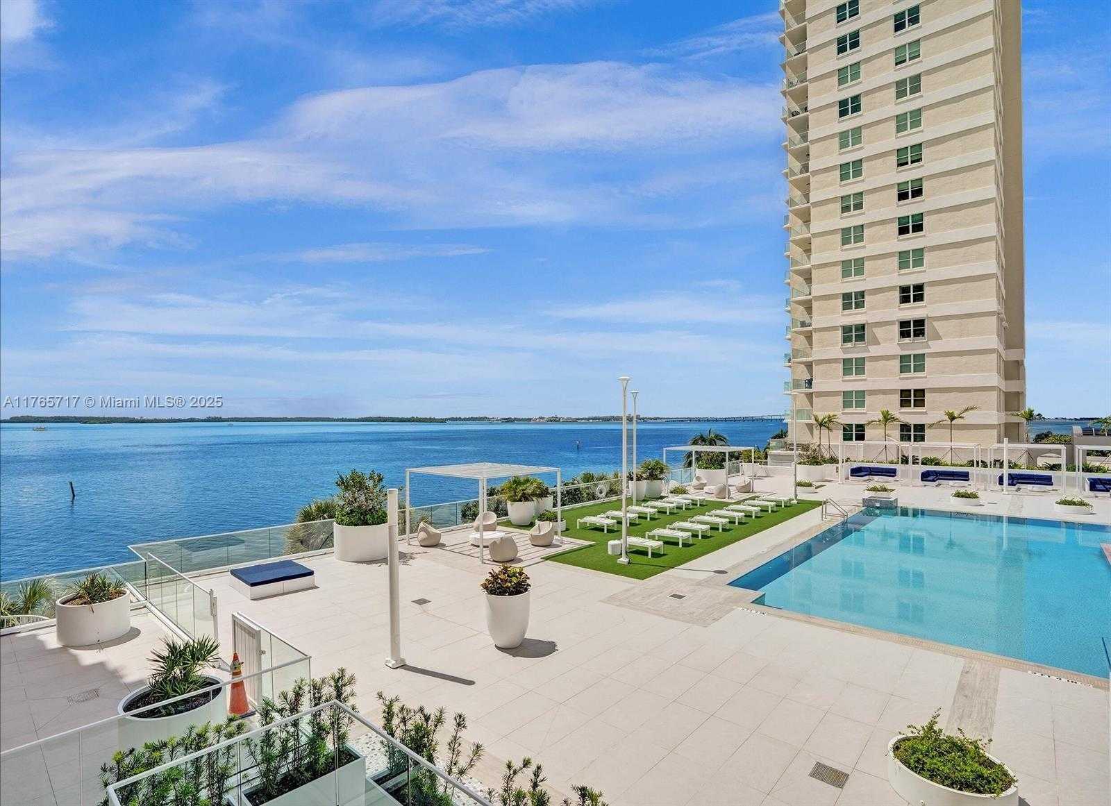 Small Image of 770 CLAUGHTON ISLAND DR #1614, Miami Number 23