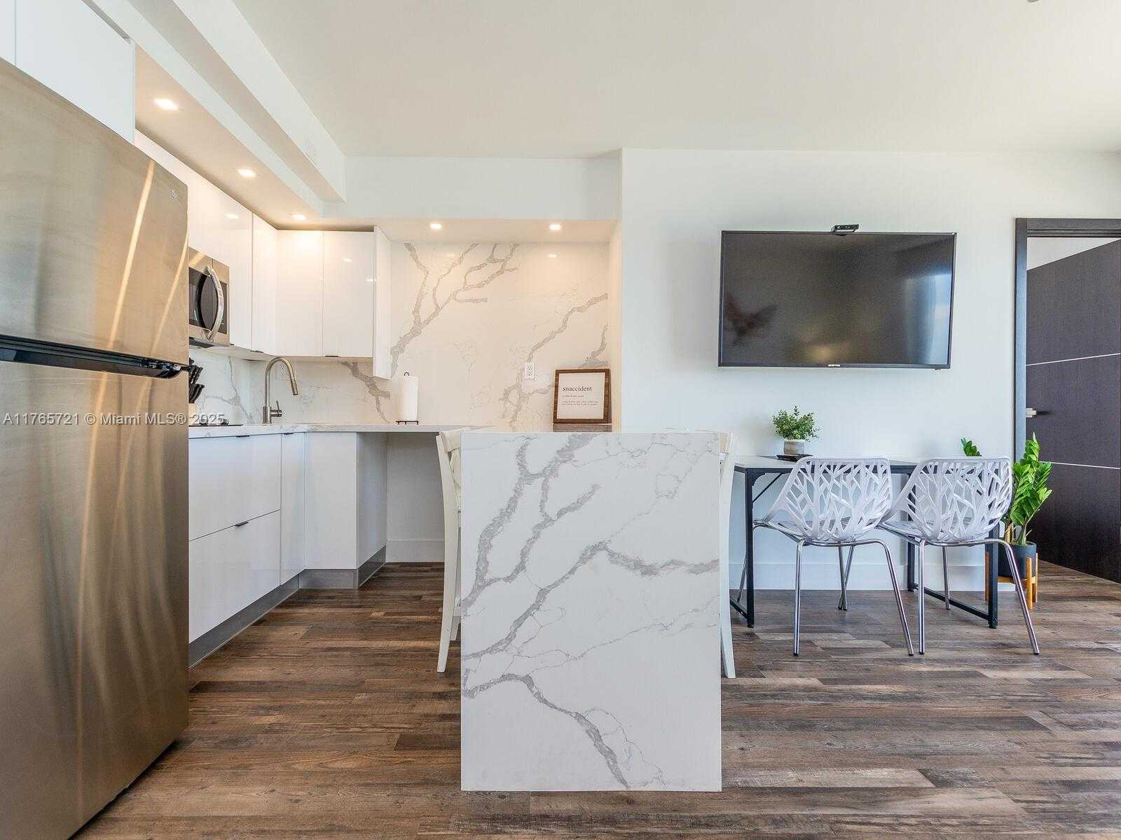 Small Image of 19201 COLLINS AVE #716, Sunny Isles Beach Number 10