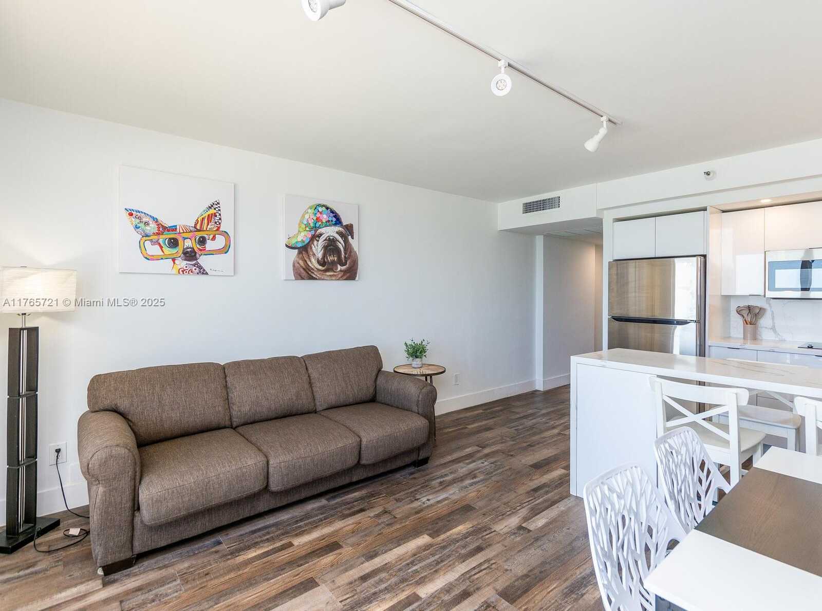 Small Image of 19201 COLLINS AVE #716, Sunny Isles Beach Number 4