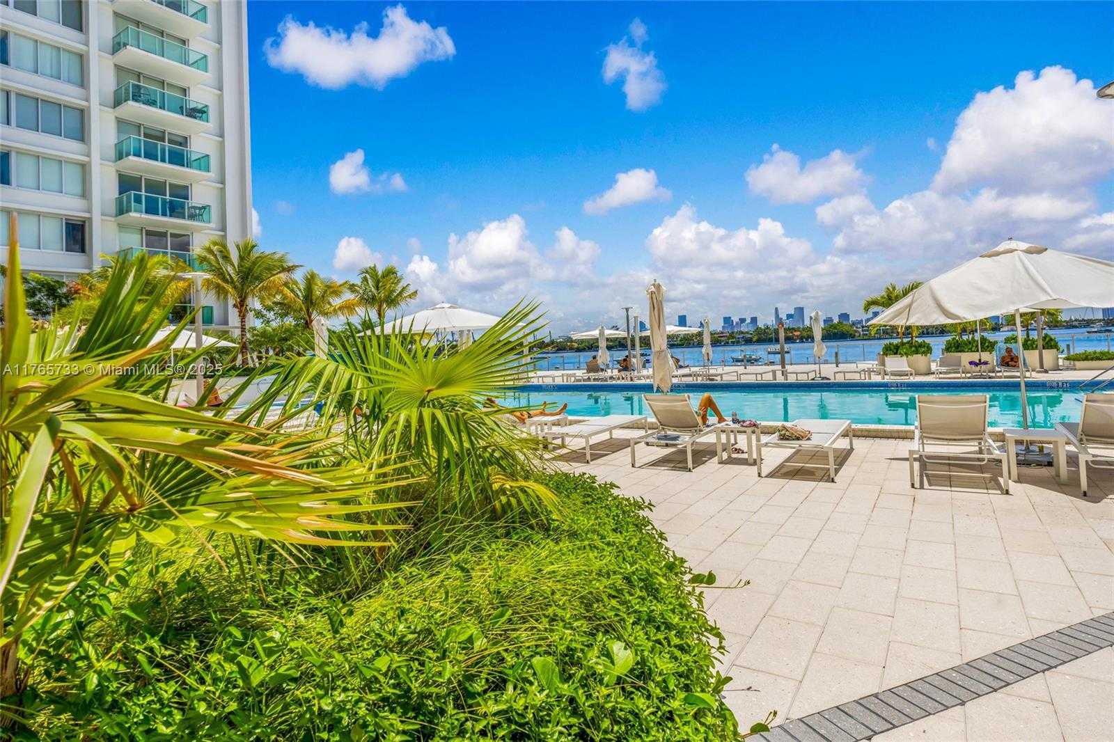 Small Image of 1000 WEST AVE #426, Miami Beach Number 13