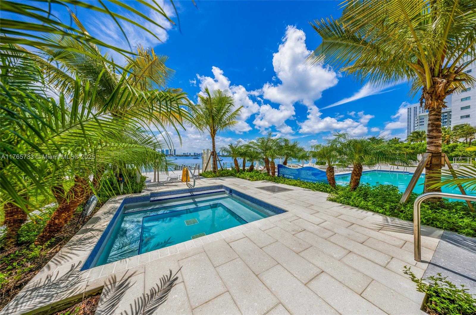 Small Image of 1000 WEST AVE #426, Miami Beach Number 15