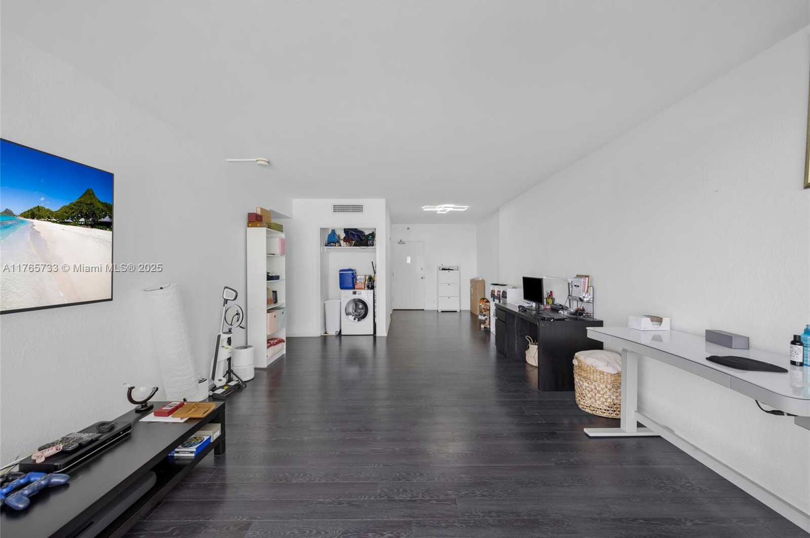 Small Image of 1000 WEST AVE #426, Miami Beach Number 4