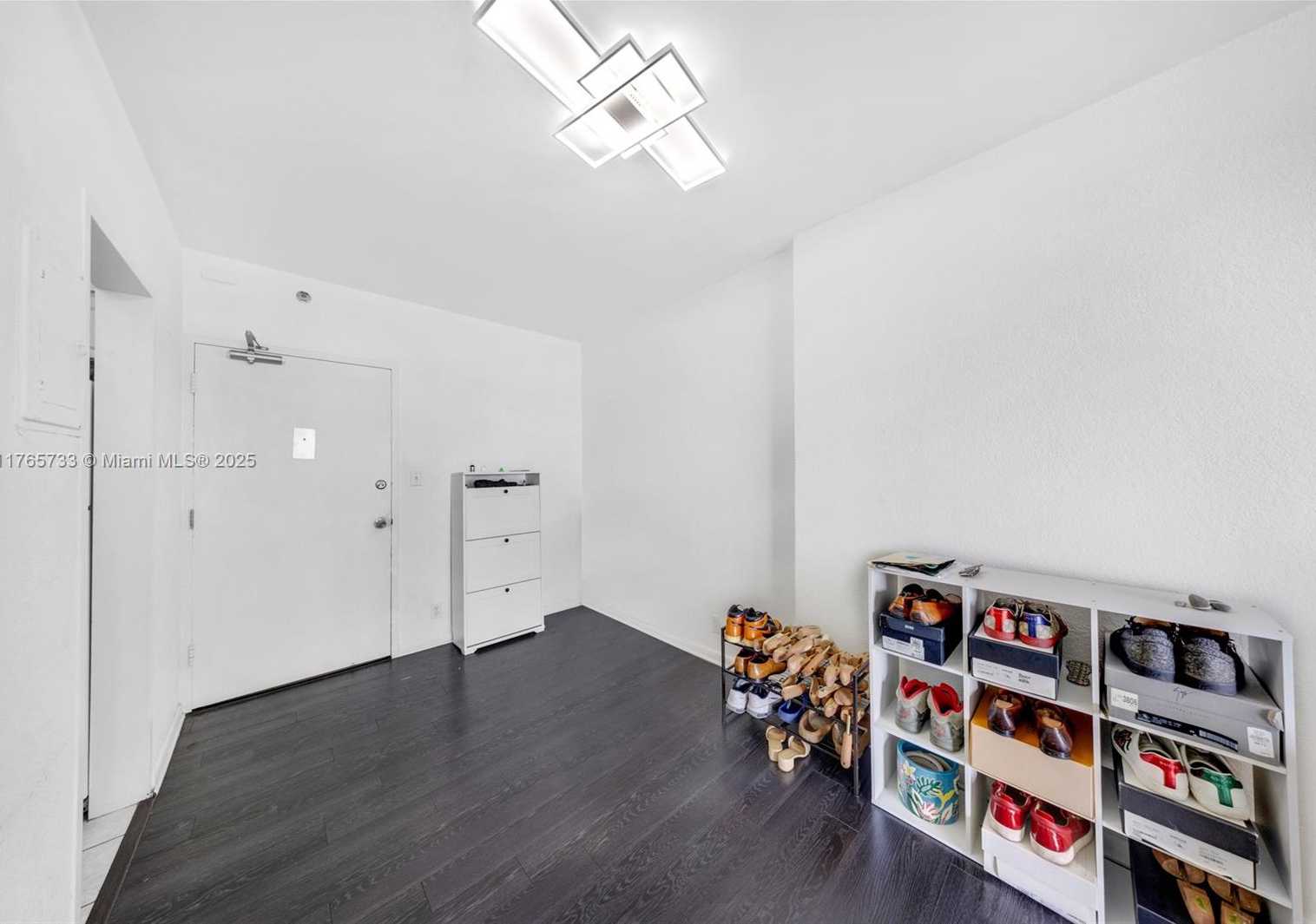 Small Image of 1000 WEST AVE #426, Miami Beach Number 6