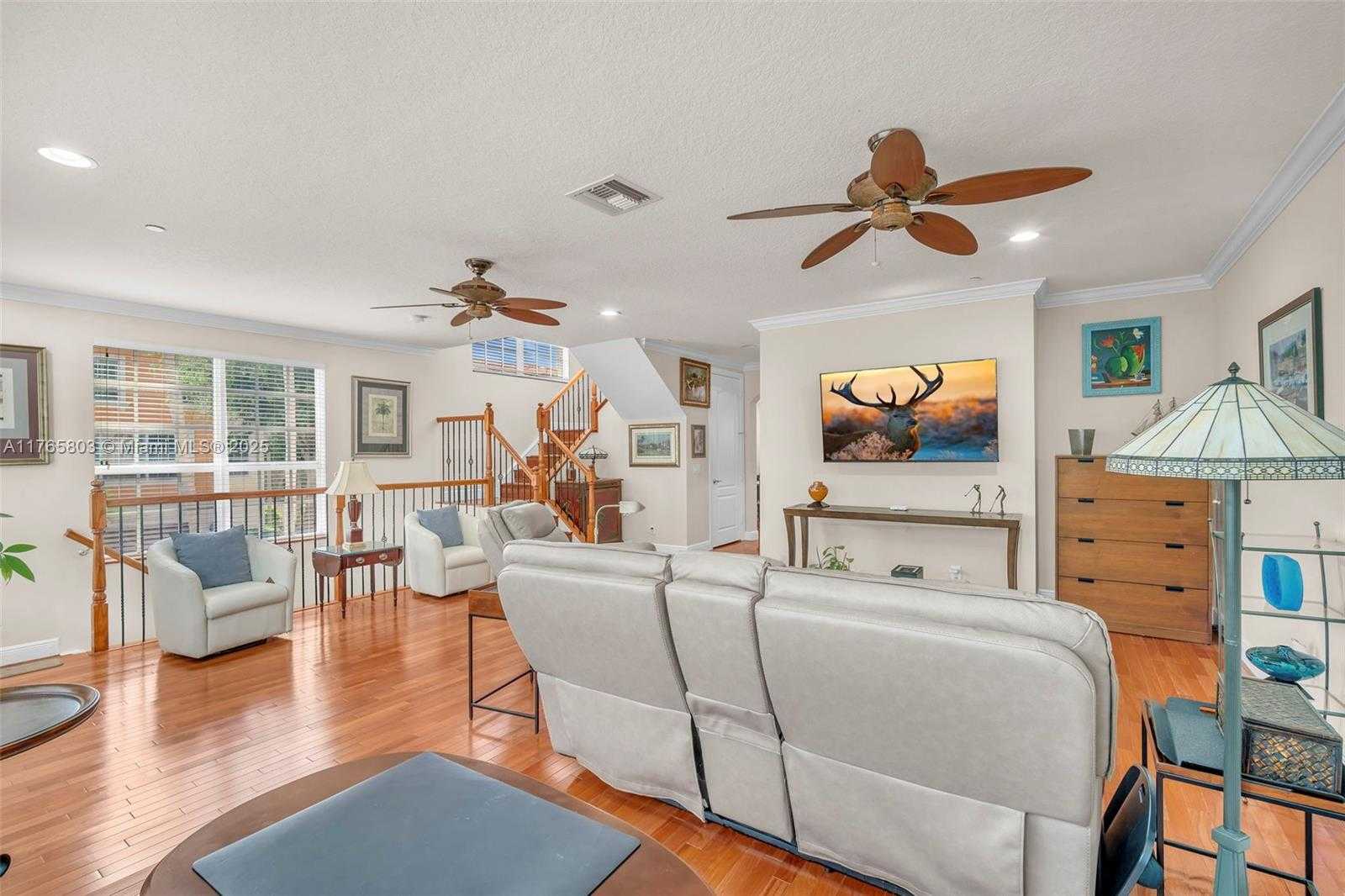 Small Image of 616 NE Venezia Ln, Boca Raton, FL 33487, USA Number 24
