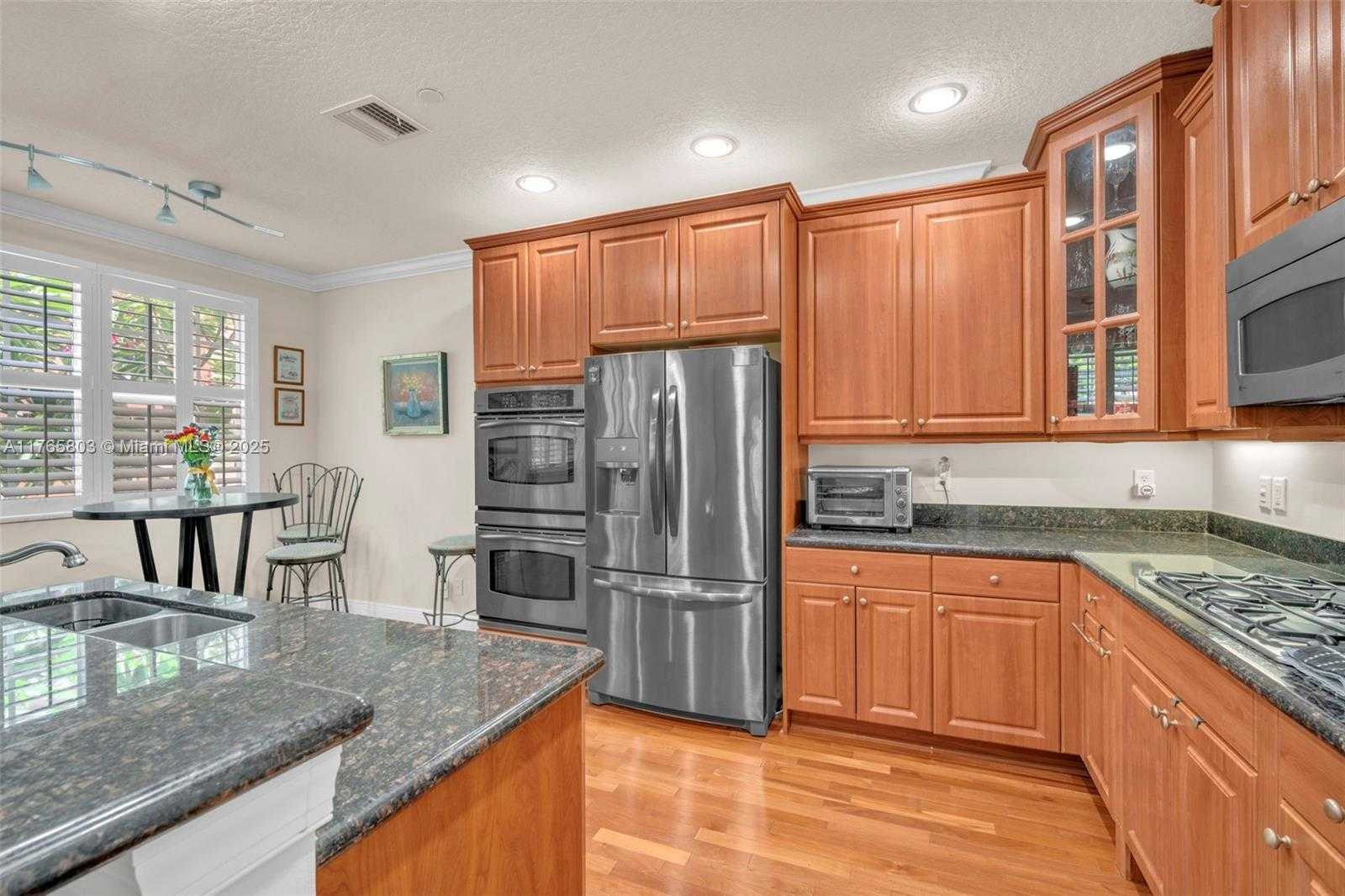 Small Image of 616 NE Venezia Ln, Boca Raton, FL 33487, USA Number 29