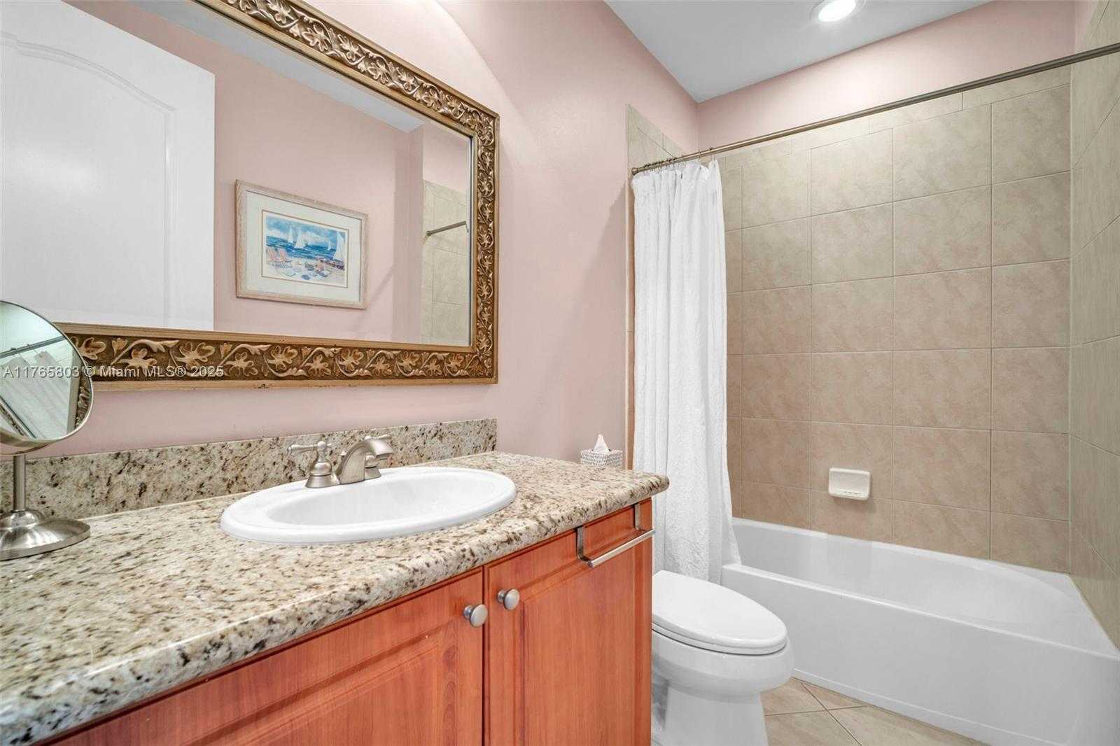 Small Image of 616 NE Venezia Ln, Boca Raton, FL 33487, USA Number 36