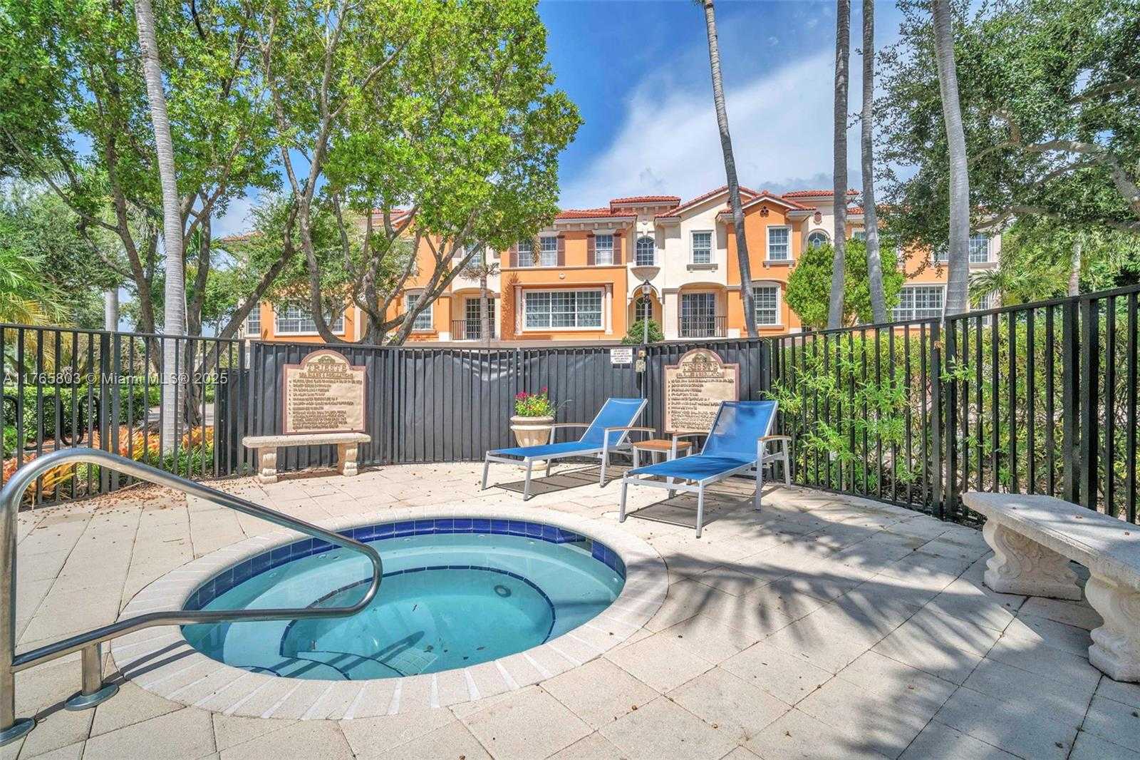 Small Image of 616 NE Venezia Ln, Boca Raton, FL 33487, USA Number 45