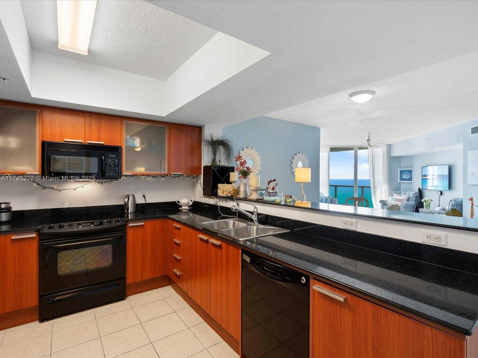 Small Image of 16699 COLLINS AVE #3710, Sunny Isles Beach Number 16