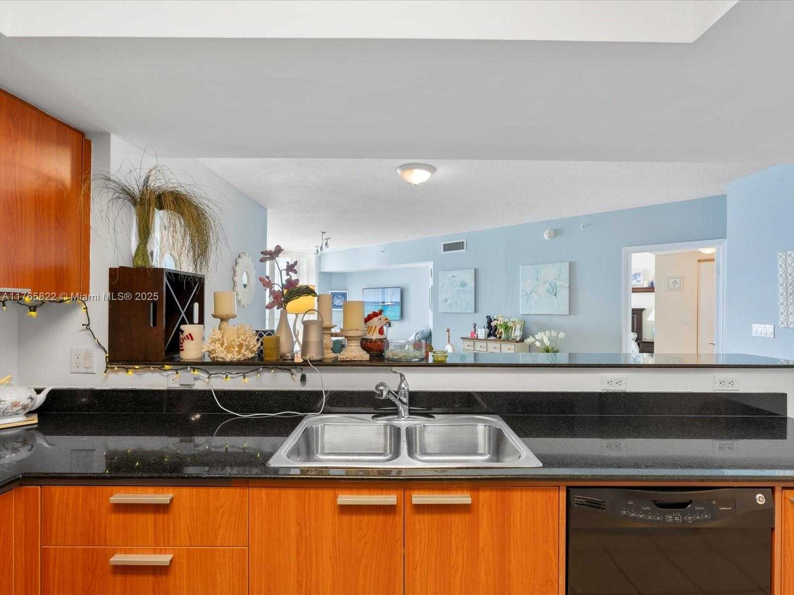 Small Image of 16699 COLLINS AVE #3710, Sunny Isles Beach Number 19