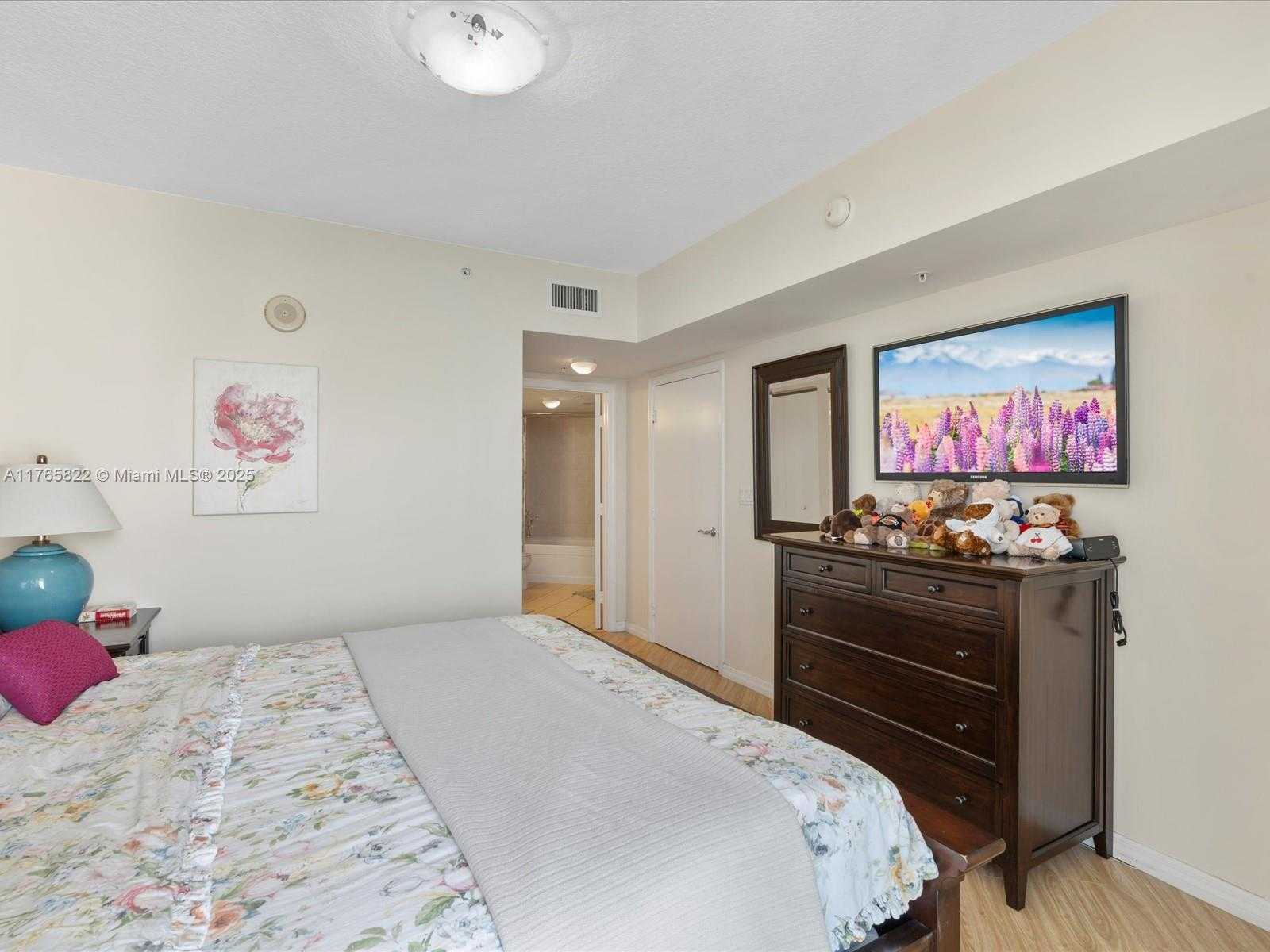 Small Image of 16699 COLLINS AVE #3710, Sunny Isles Beach Number 24