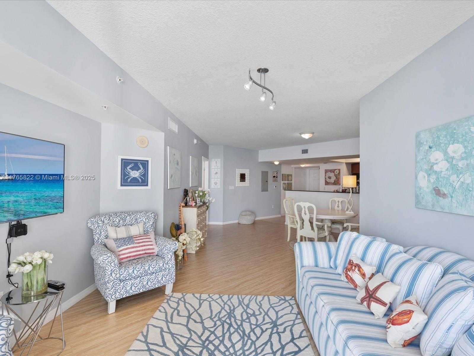 Small Image of 16699 COLLINS AVE #3710, Sunny Isles Beach Number 5