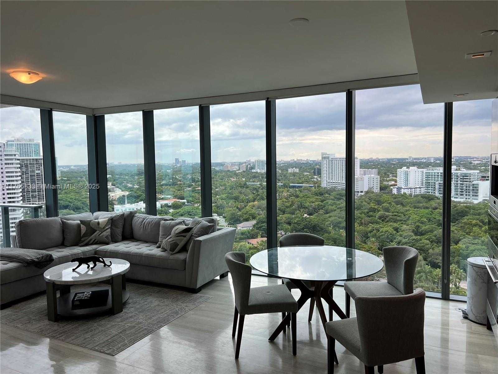 Small Image of 1451 BRICKELL AVE #2004, Miami Number 10