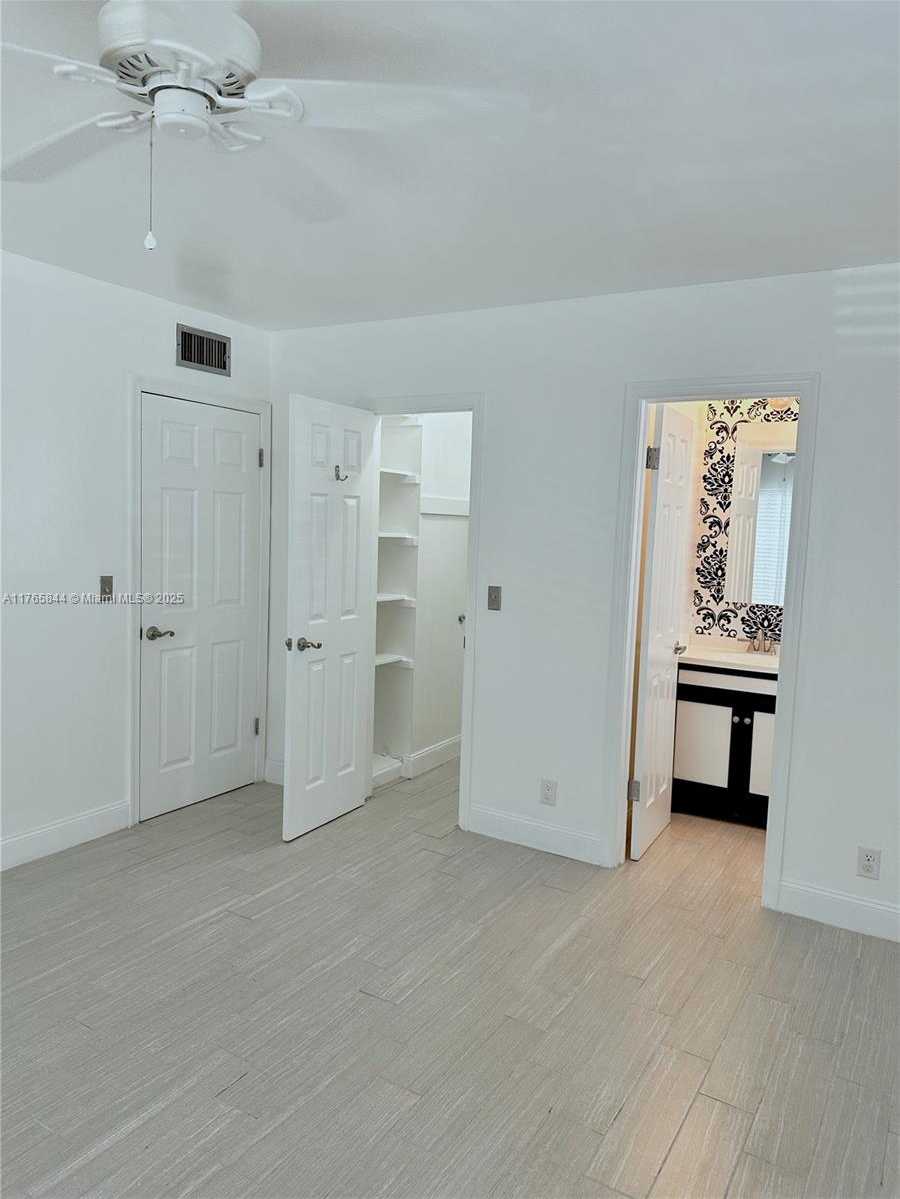 Small Image of 2201 NORTH EAST 66TH ST #1301, Fort Lauderdale Number 10
