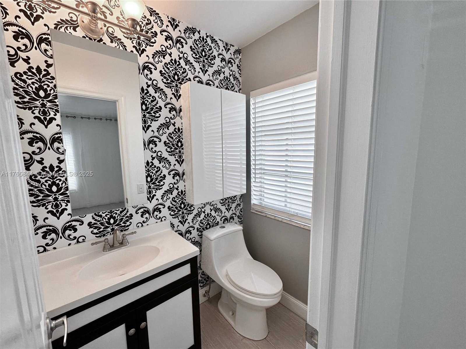 Small Image of 2201 NORTH EAST 66TH ST #1301, Fort Lauderdale Number 13
