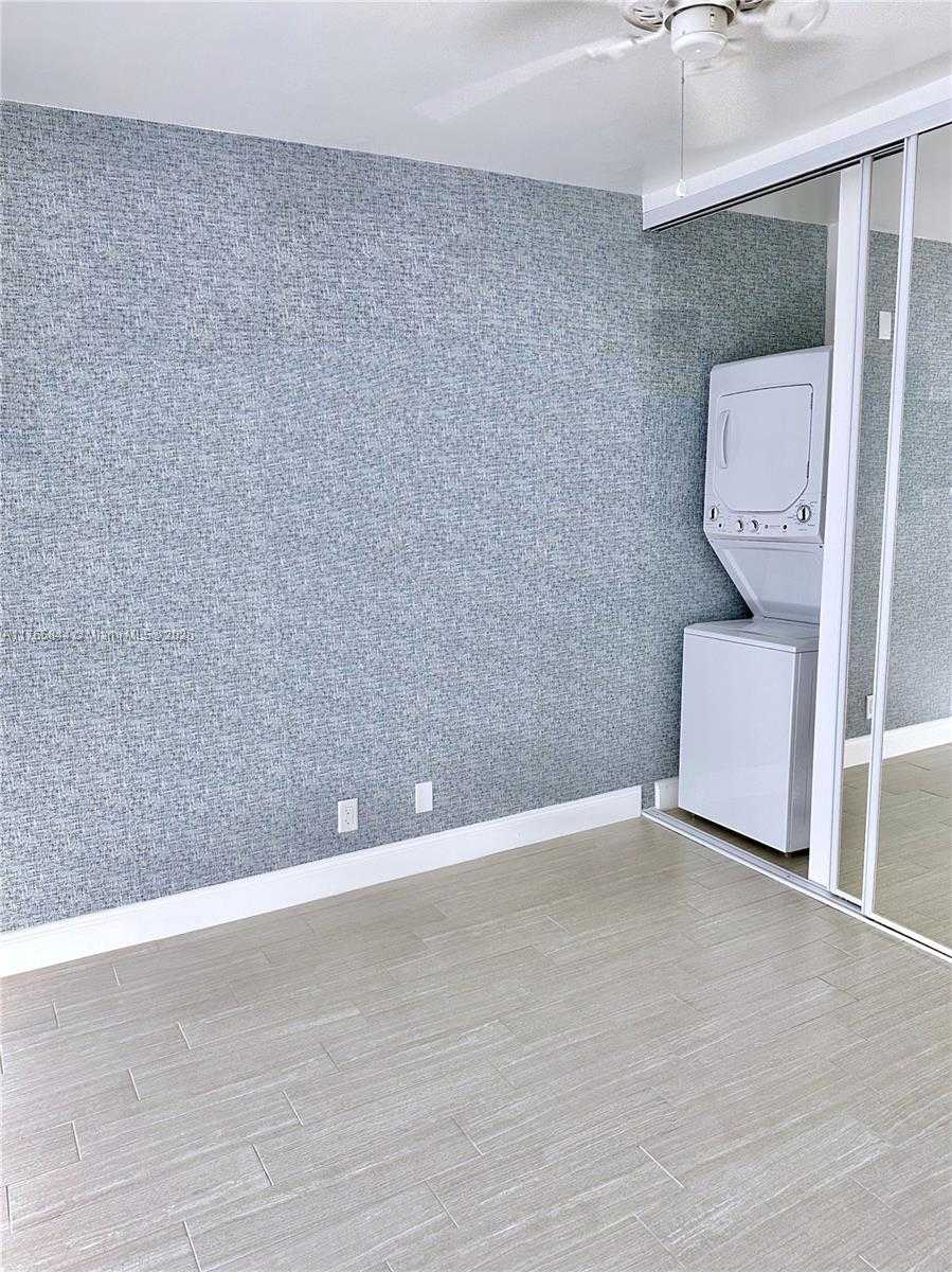 Small Image of 2201 NORTH EAST 66TH ST #1301, Fort Lauderdale Number 14