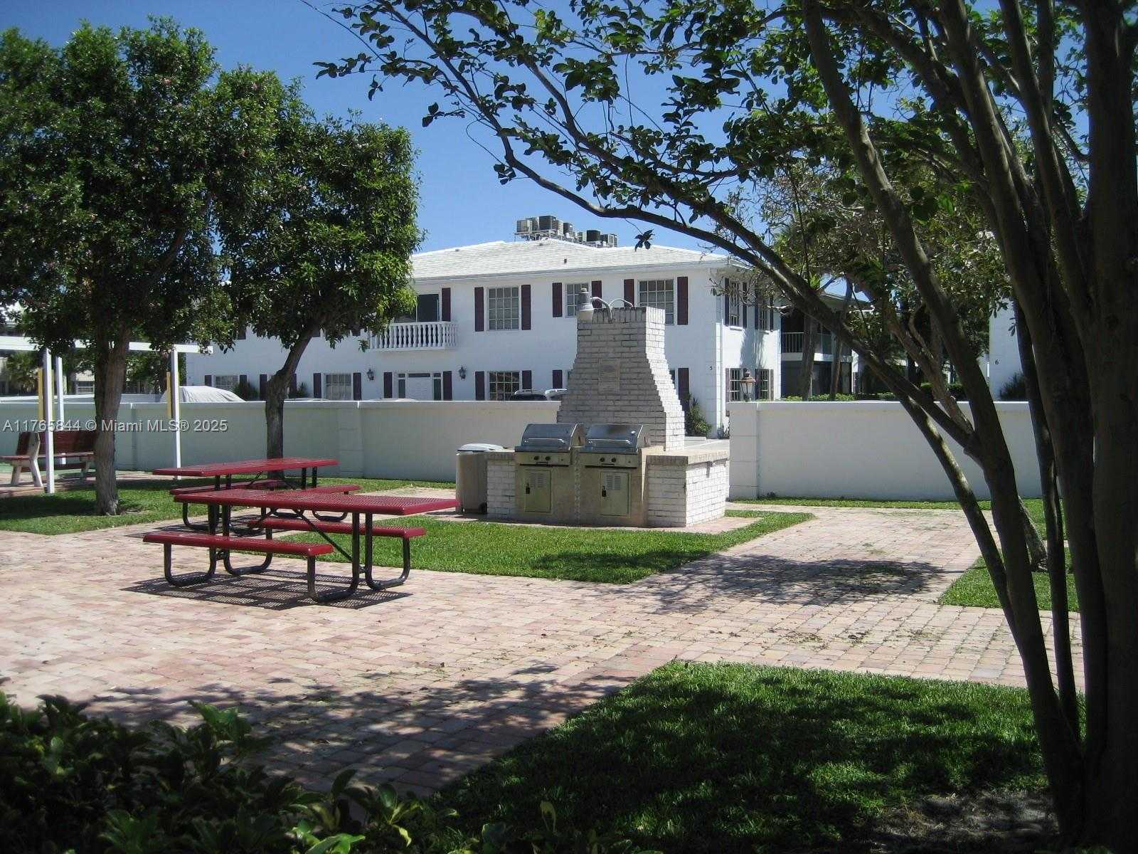 Small Image of 2201 NORTH EAST 66TH ST #1301, Fort Lauderdale Number 22