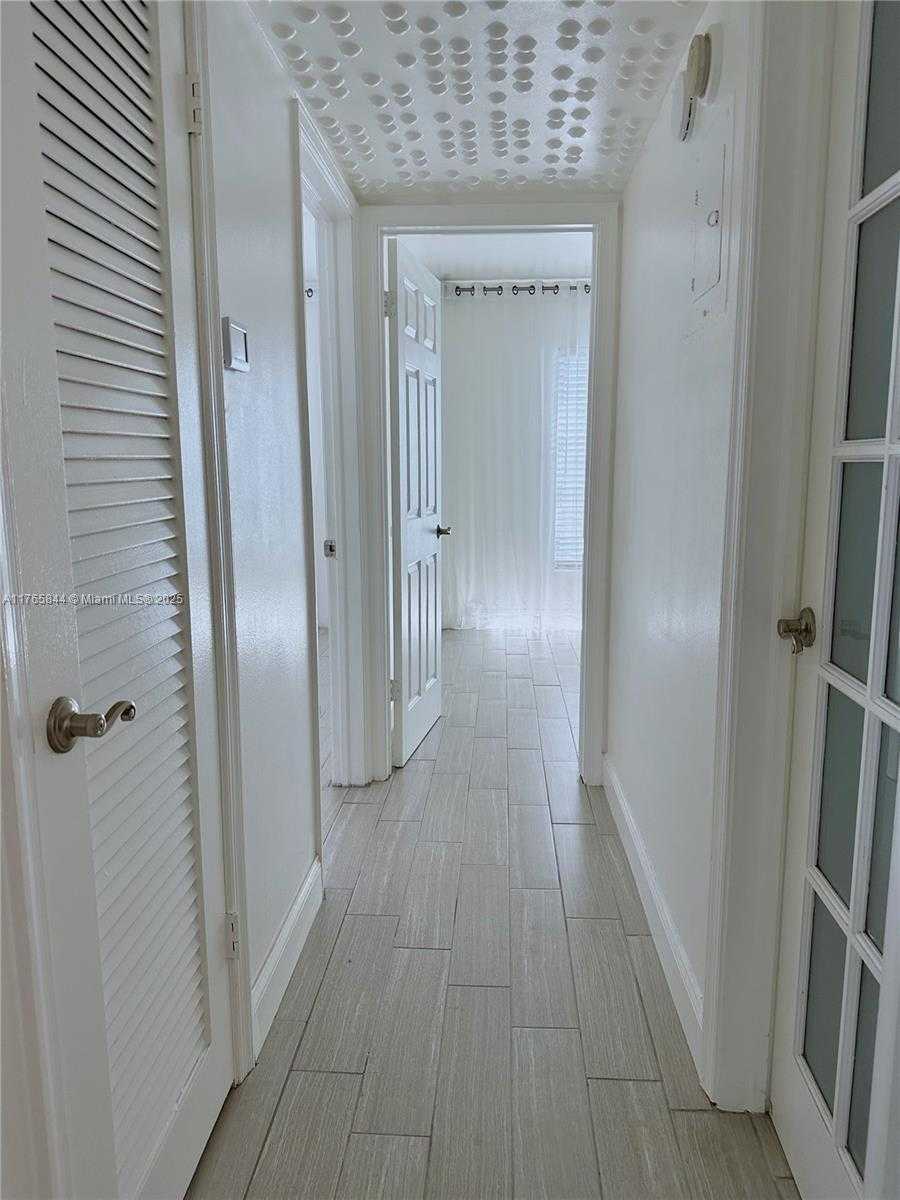 Small Image of 2201 NORTH EAST 66TH ST #1301, Fort Lauderdale Number 6