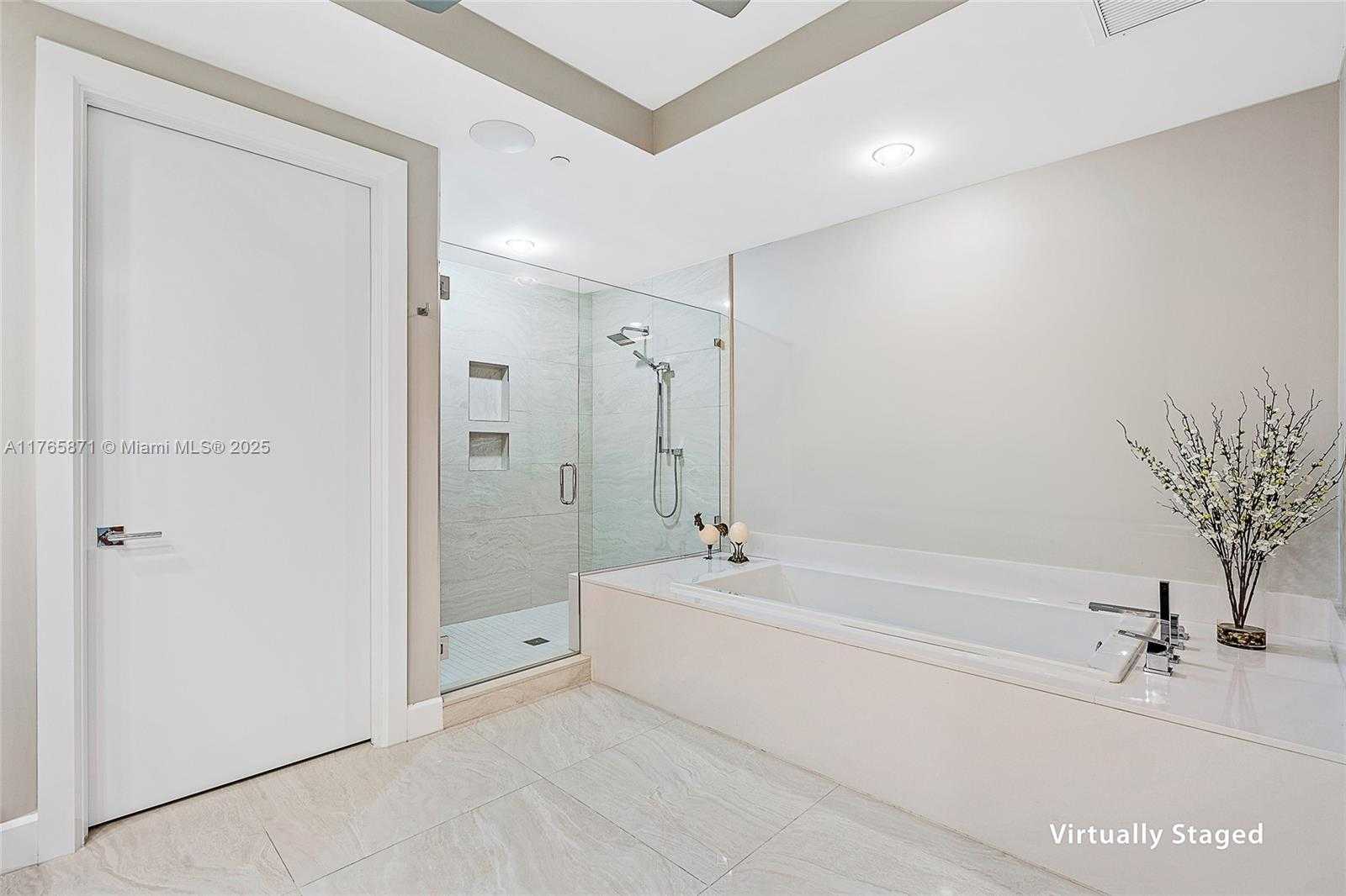 Small Image of 2700 DONALD ROSS RD #402, Palm Beach Gardens Number 13